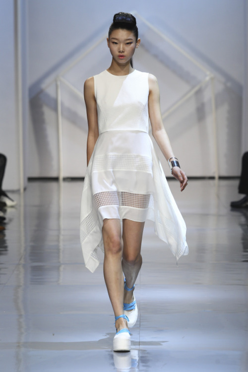 crinitus:  LIE S/S 2015 | Seoul Fashion Week 