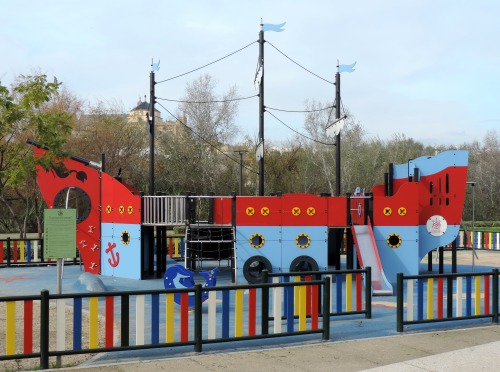 Barco pirata, parque infantil, Córdoba, 2016.