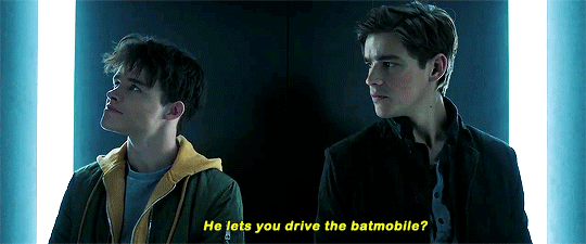 captainpoe:Dick Grayson meets the new Robin, Jason Todd.