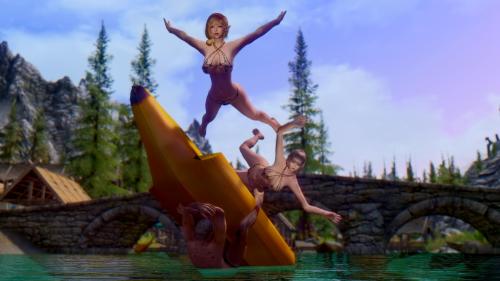 skyrim-silicone:  it’s Banana boat !