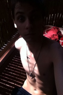 mitchytumbles:  Trying to tan I’m such