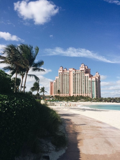 rebeccapollard97: Bahamas