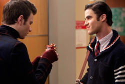 gay-love-blog:  klaineflashbackfridays:      Klaine!!! Gay-love-blog.tumblr.com