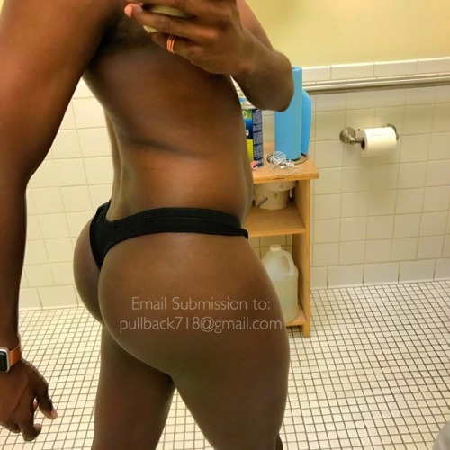 pullback718:  Fun Size 🍑