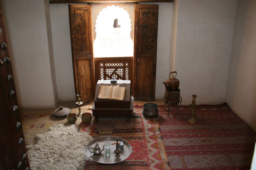 morobook:Morocco.Marrakech.Ben Youssef Mederasa founded in the 14th century.Student’s room.2006