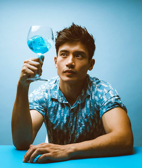 hickeywiththegoodhair:misshoneywheeler:thegoodplacefans:Manny Jacinto photographed by Sela Shiloni (