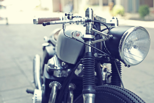 ae-zindagi:  ElGato Honda CB750 Cafe Racer