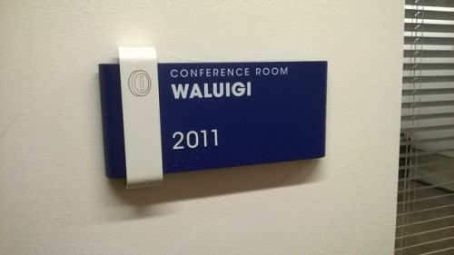 xtec: finna-hallipinya: I want everyone to know that Nintendo of America has a Waluigi conference ro