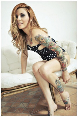 i-dream-of-inked-babes:  I Dream Of Inked