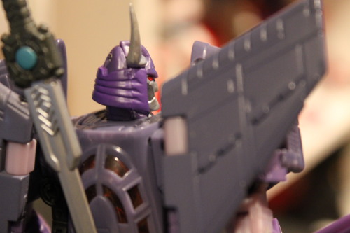 Transformers Challenge at Cybertron Cyclonus w/Maketoys Upgrade set