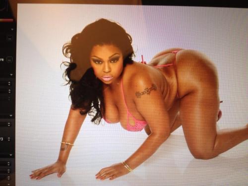 lenachasefanclub:  @lena_chase