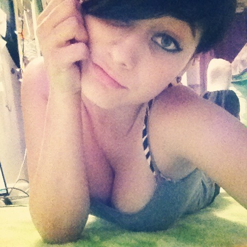 exhibitionistssluts:  The name of this whore? 