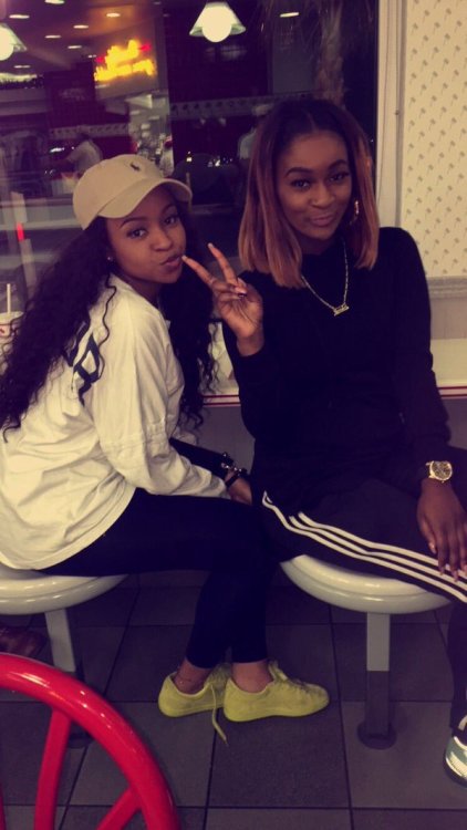 autumnraequel:out to eat with my mom my right hand  ❤️