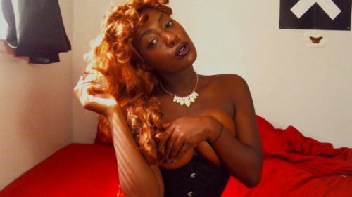 deebott:  http://widget.clips4sale.com/mobile/store/73925