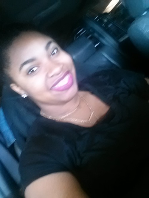 vintageesoull:  Blackout 💋✌  😍