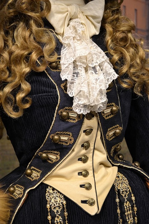 duchessofpowderedwigs: Details of dresses from film ‘The Duchess’. [source 1, 2]