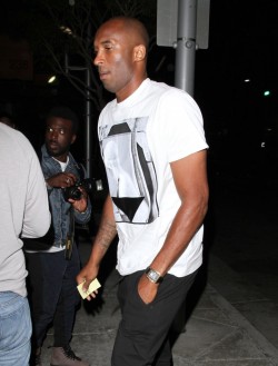 veronicazhang24:  Kobe Bryant and Michael Jordan Get Dinner