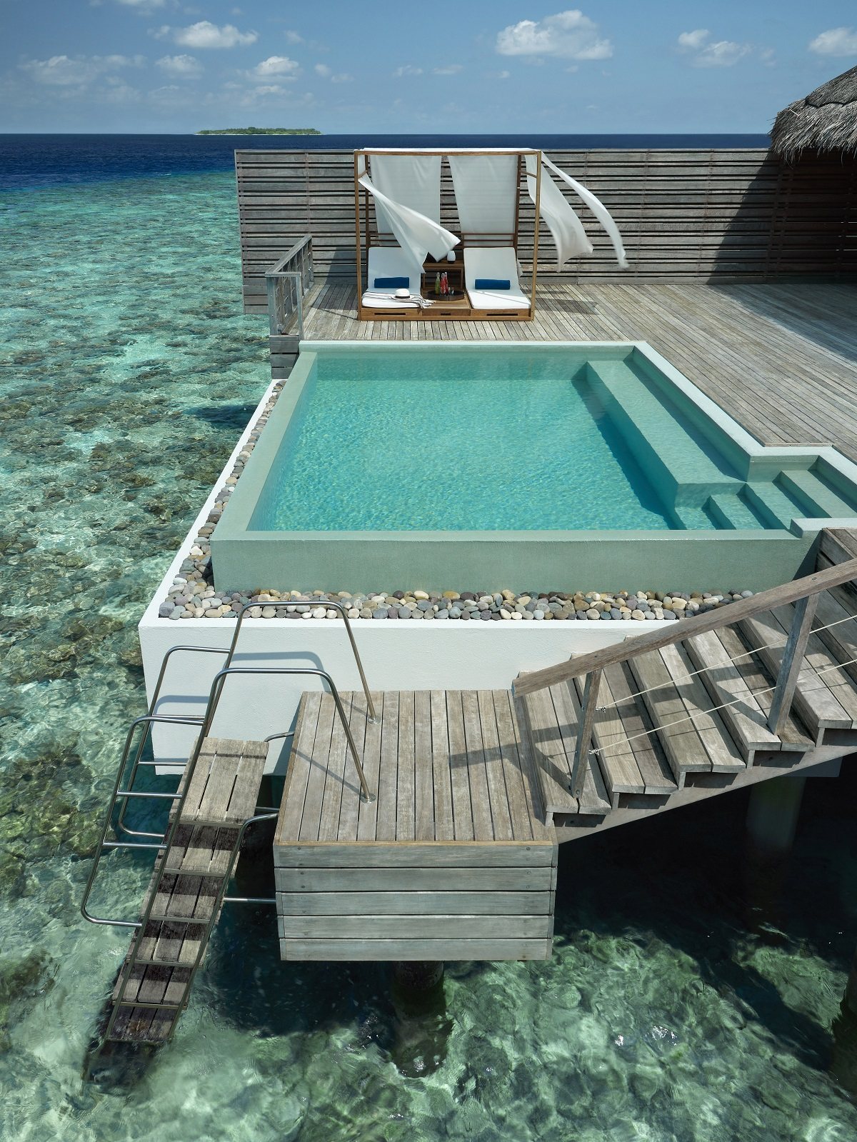 ginger-mouse:  withoutmedication:  luxuryaccommodations:  Top 10 Overwater Bungalows