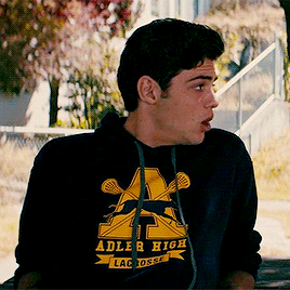 Peter Kavinsky Sweatshirt 2024 www.gemologytidbits