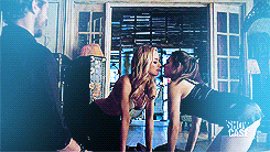 coinneachh:  30 days of valkubus └ day 8 - bo/tamsin + kisses 