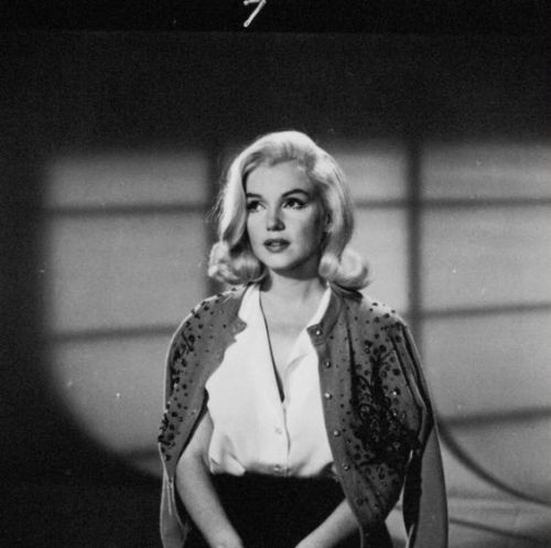 perfectlymarilynmonroe: Marilyn Monroe in adult photos