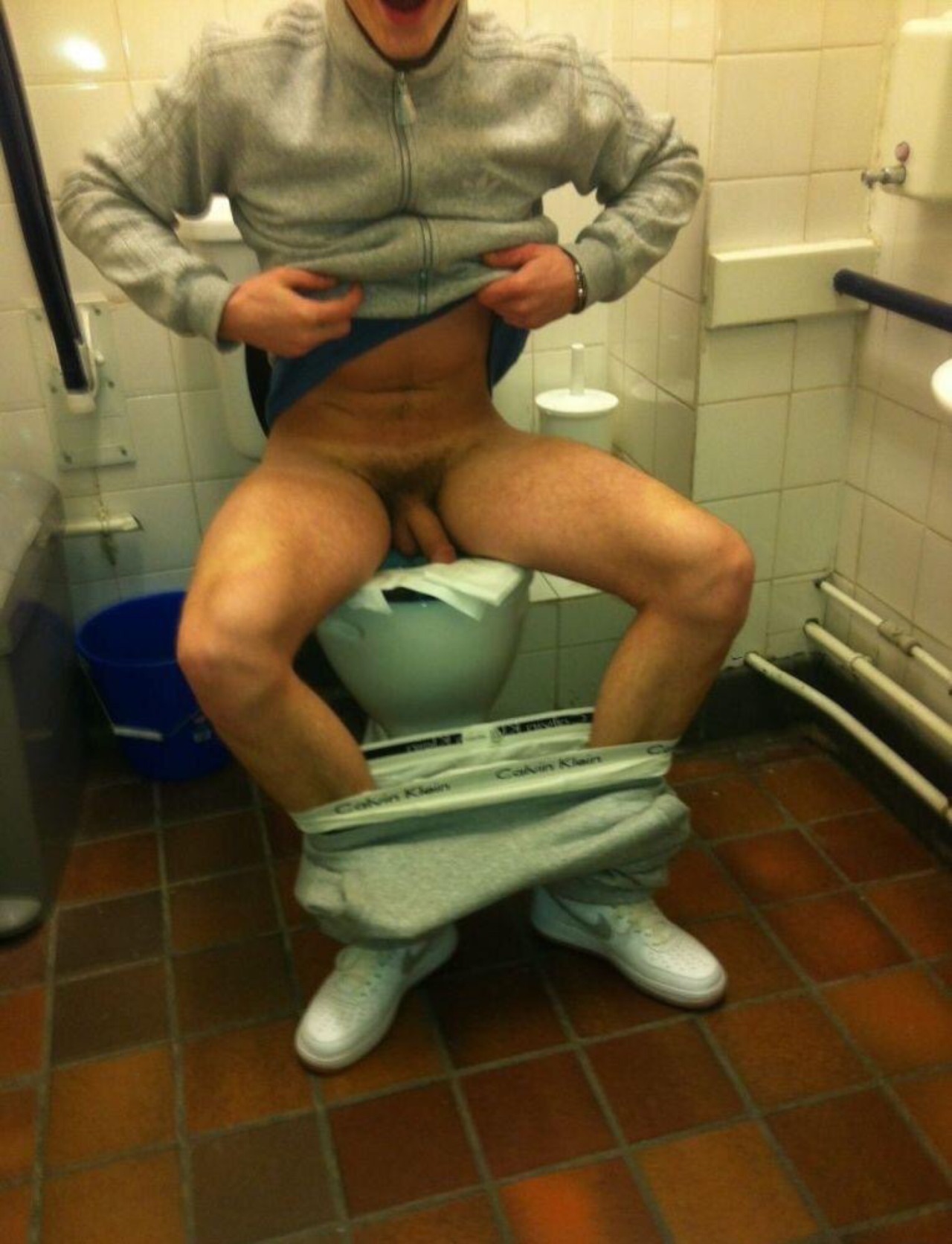 scousecunt:  Love chavs … Good looking ones 😈 