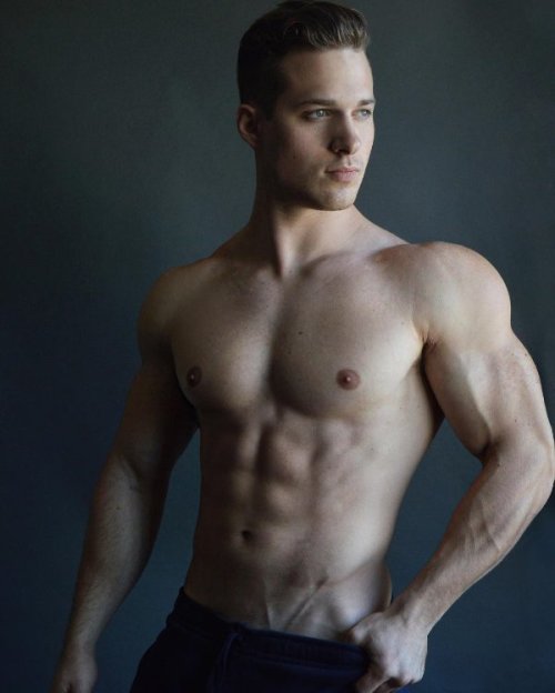 nickologist:  Nick Sandell by Price Brendon 