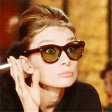 omeolife:  Holly Golightly - Breakfast at Tiffany’s (1961)