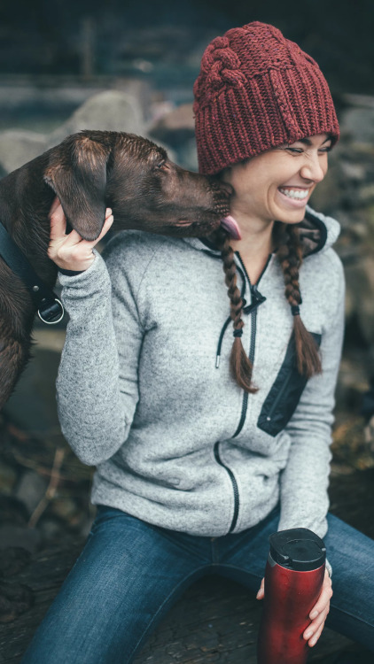 arnold-ziffel:Sometimes you just gotta kiss her… Love dogs… because dogs love