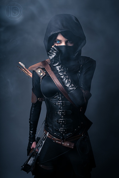 bbbambi: Another shot of my Thief cosplay by the amazing Darshelle Stevens www.facebook.com/Darshel