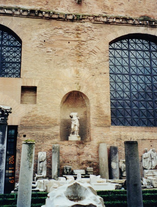 clioancientart:Roman marble statuary and fragments, 1st to 4th Century AD, in the gardens of the Mus