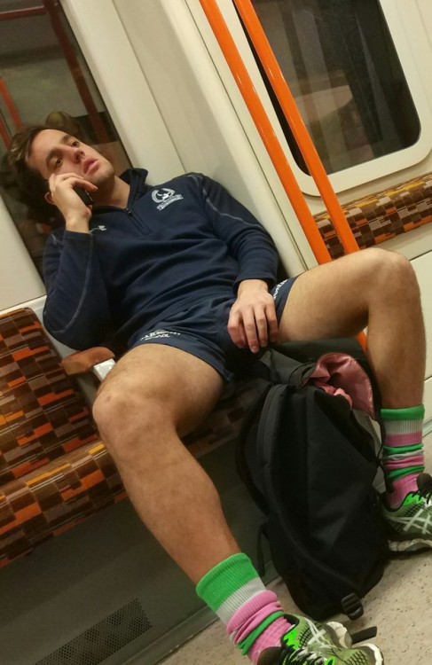 tubecrushlondon: Rugby lad @guysontransit@everydayhotness