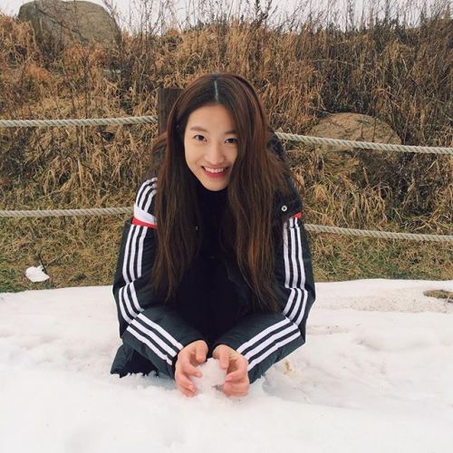 ᴍᴏᴅᴇʟ: Lee Ha Eun ᴀɢᴇɴᴄʏ: YG K+ ɪɴsᴛᴀɢʀᴀᴍ: lhaeun96