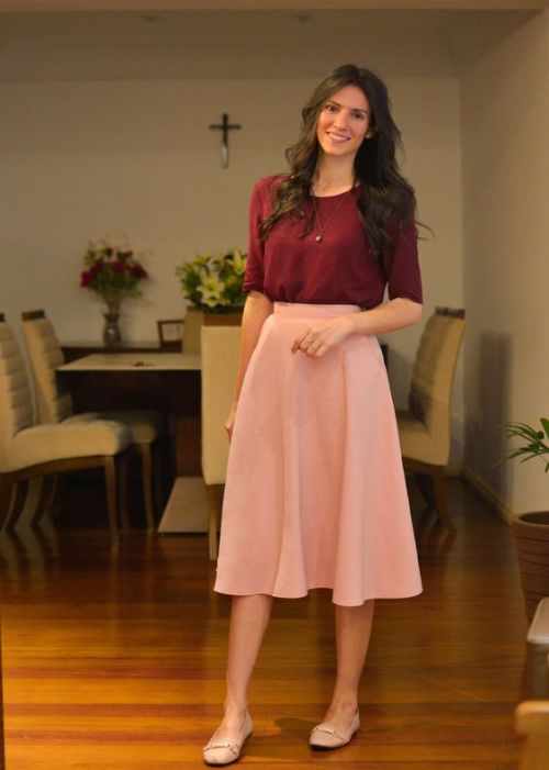 rebeccakate24: Stunning And it’s Monday late night round.And my blog now is one of those. Expl
