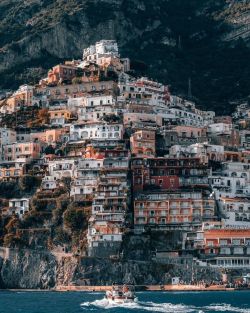 keepingitneutral:“Amalfi” Chris Ngu Photography