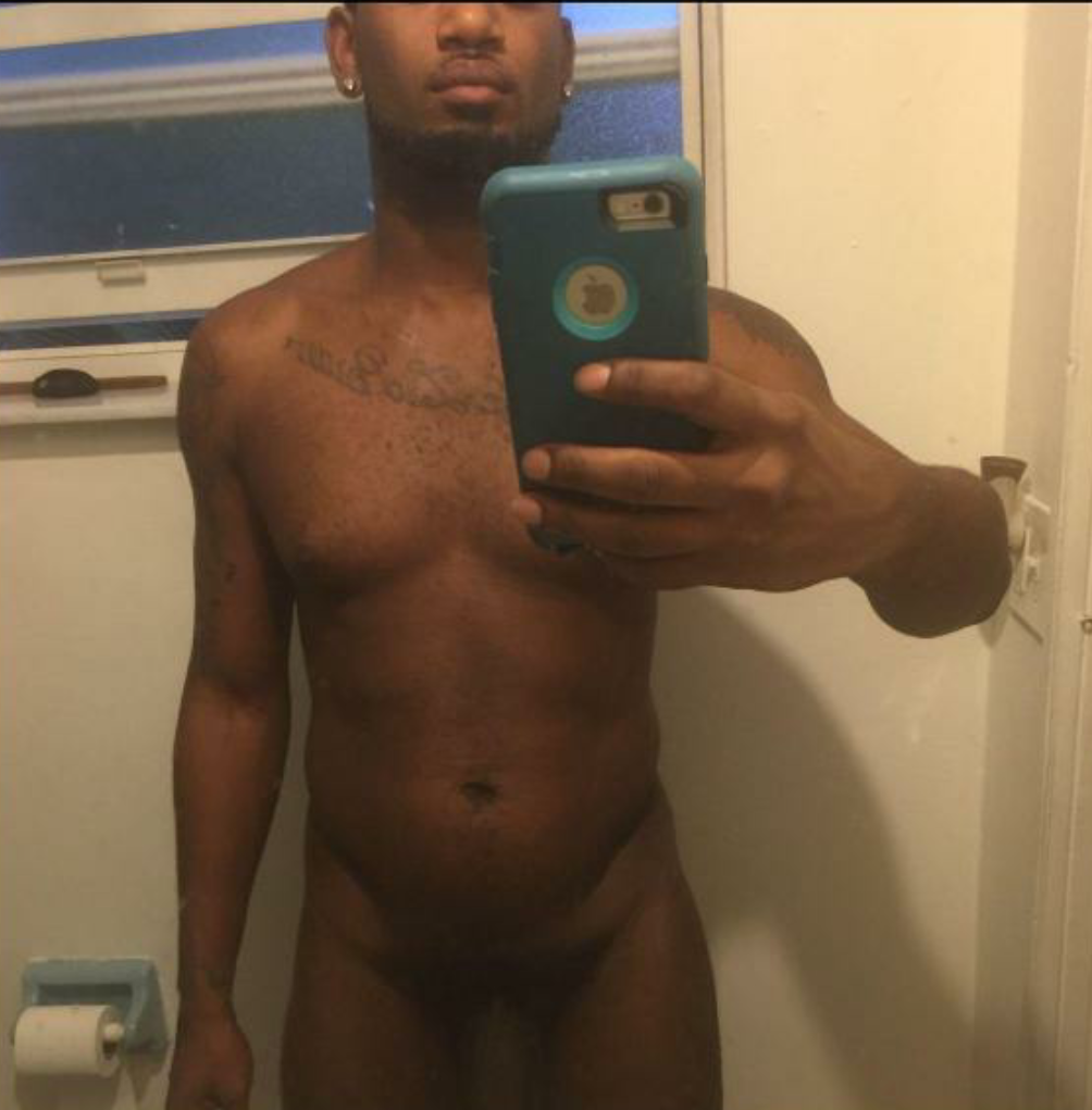 xxxsposed69:DL thug here he’s so sweet &amp; so fine deff a good catch 😍