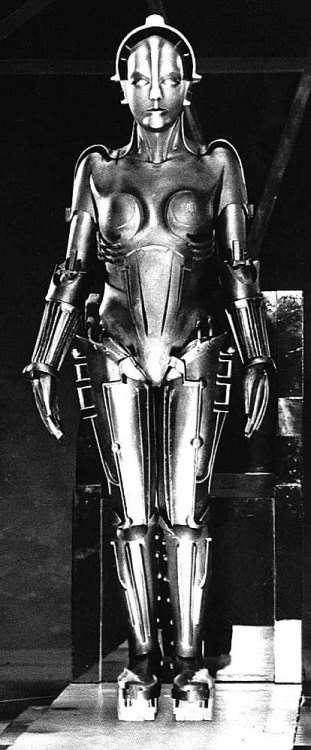 indypendent-thinking:  Maria of Metropolis, 1927