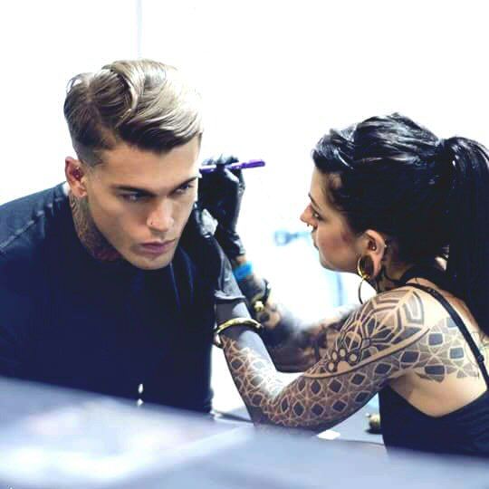 Stephan james model