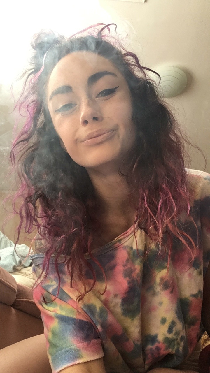protegeofabratzdoll:  I love lingering smoke