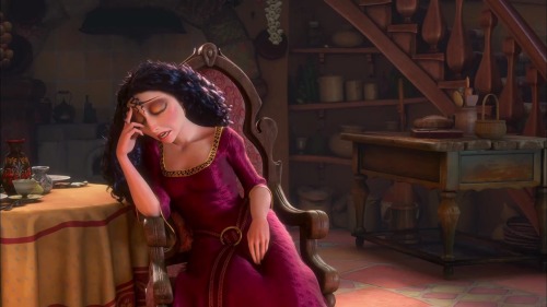 the-absolute-best-posts:   disneymoviesandfacts:  Gothel’s dress is from the Renaissance, which is 400 years before the time period of when the film takes place in the 1780s. This was in an effort to emphasis how Gothel and Rapunzel don’t match up