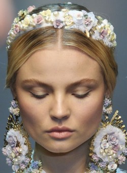 vlada-sasha-natasha:  Dolce &amp; Gabbana fw 12