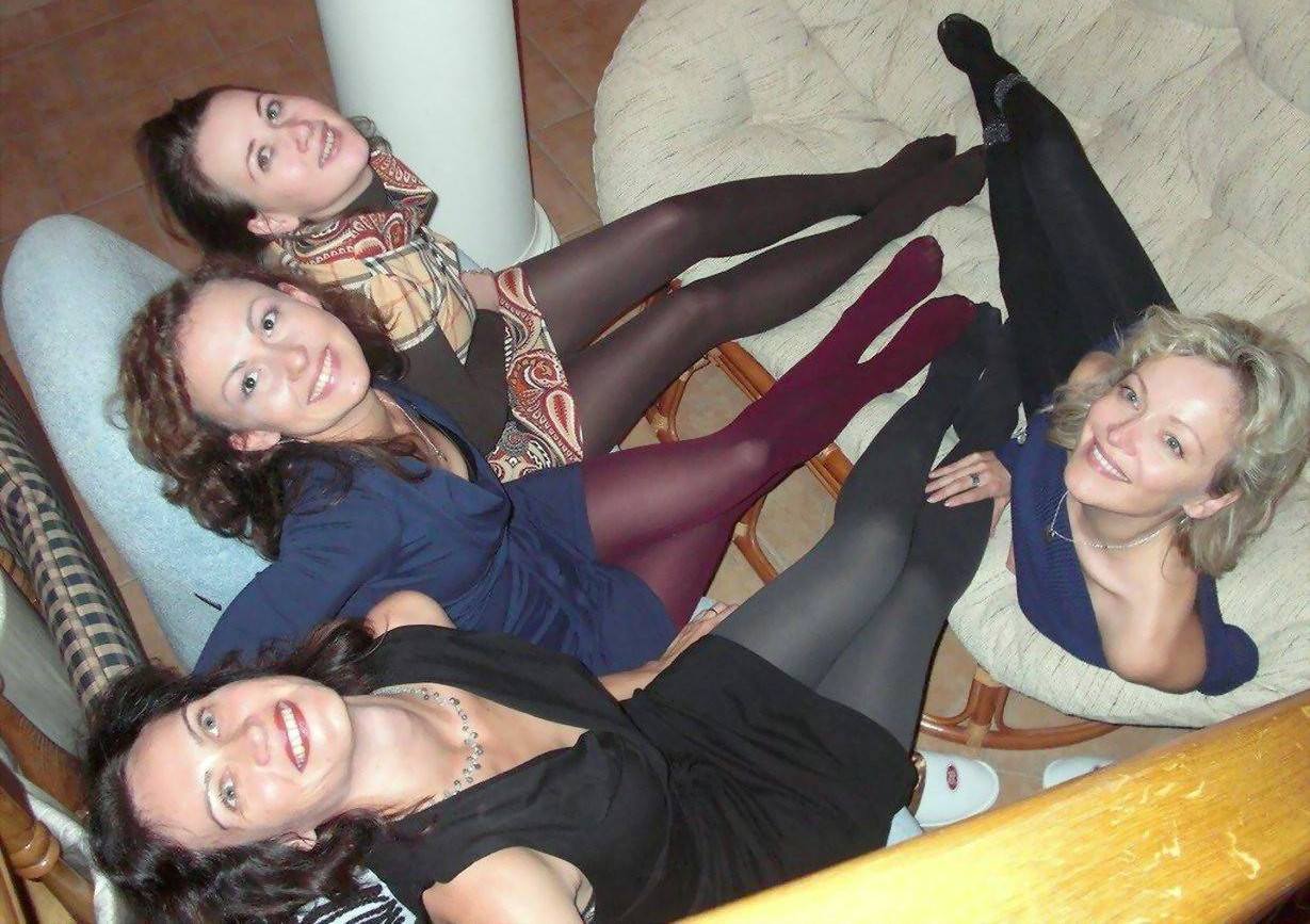 Lesbians in pantyhose