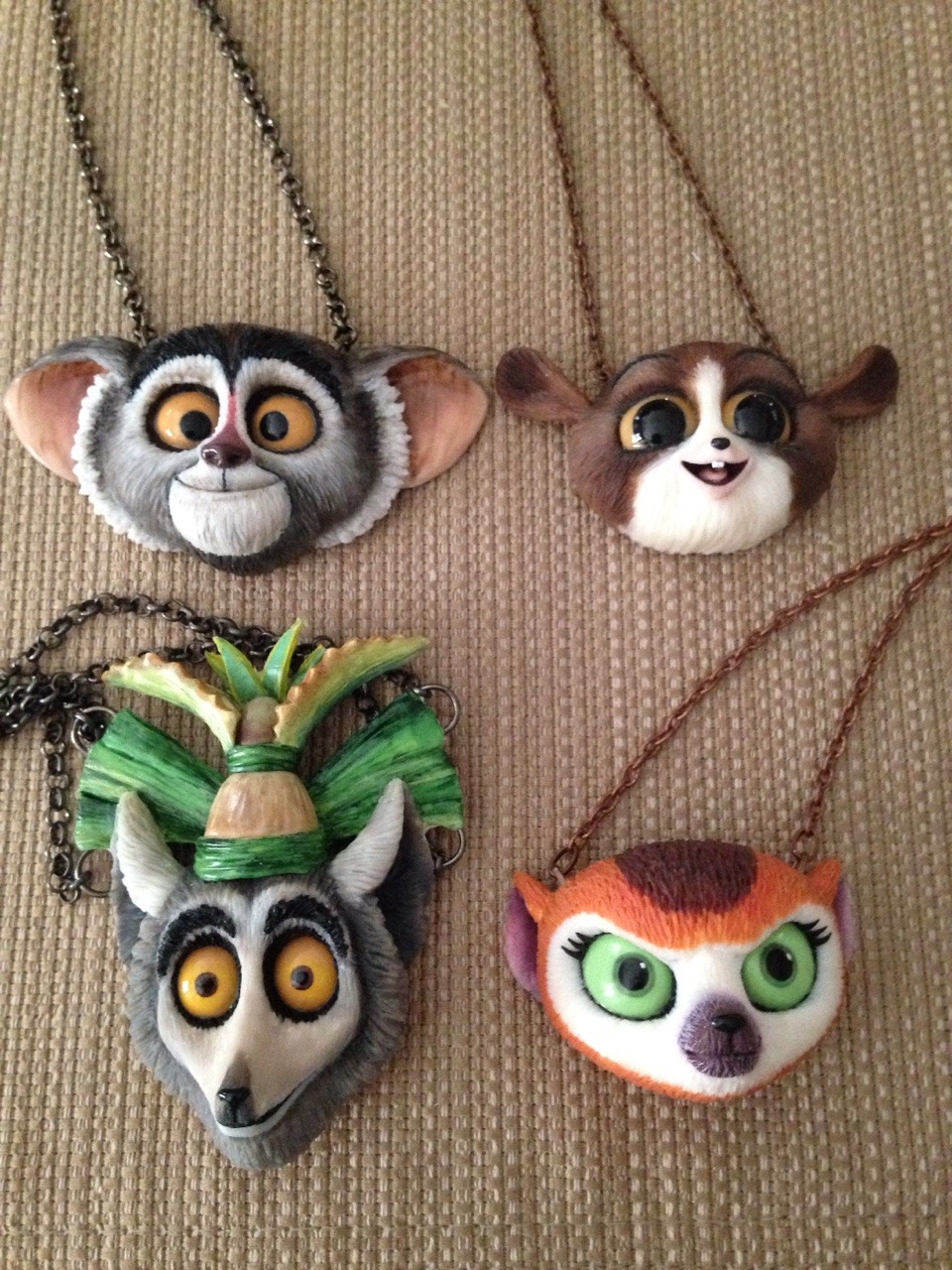 lemurslovethelemurladies:  junglethedrox:  King Julien and Clover came in the mail