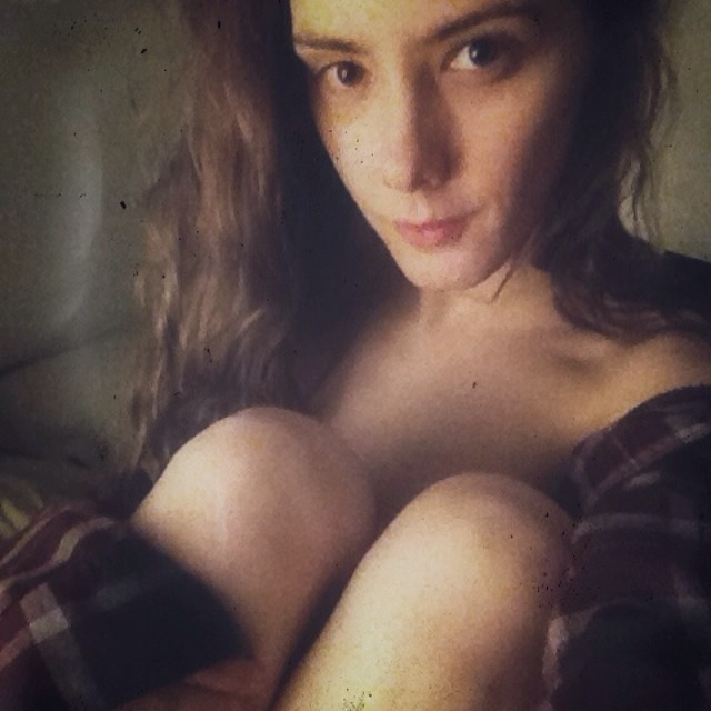 late night #selfie. good night lovelies. ✨🌙