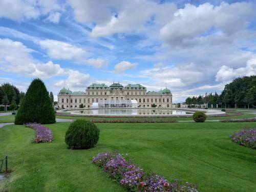 legendary-scholar:  Belvedere Palace - Vienna,Austria.