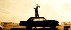 beyonceringoff:  The first gif, that move is so hard to do