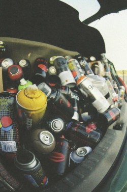 fxckandreas:  yourscheisse:  Graffiti su We Heart It. http://weheartit.com/entry/67237482/via/chiccadim