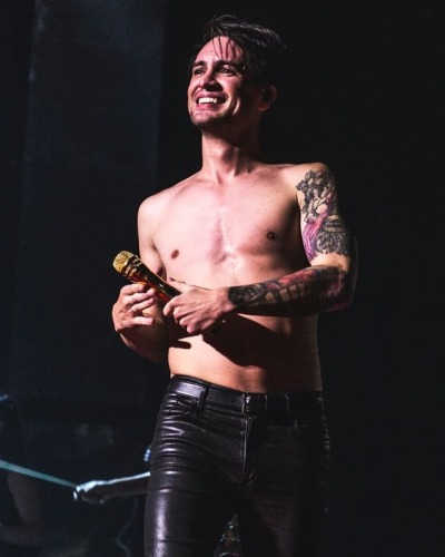 Brendon Uries New Mystery Tattoo 7 Theories Of What It Might Be  PopBuzz