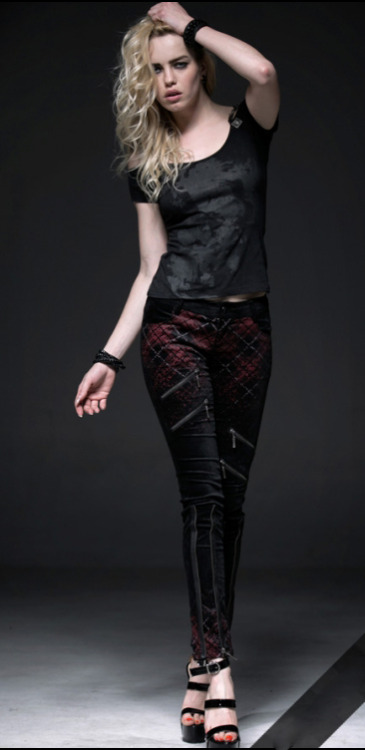 New trousers from PUNK RAVE… they are giving us serious *wantywantygrabbyhands* here at KC!