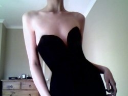 ugh-pale:  Ƹ̵Ӝ̵̨̄Ʒ PRETTY AND PALE Ƹ̵Ӝ̵̨̄Ʒ